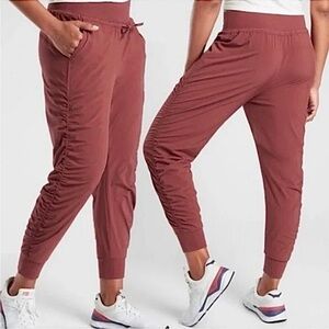 Athleta Maple Red Attitude Lined Ruched Active Jogger Pants Size 10